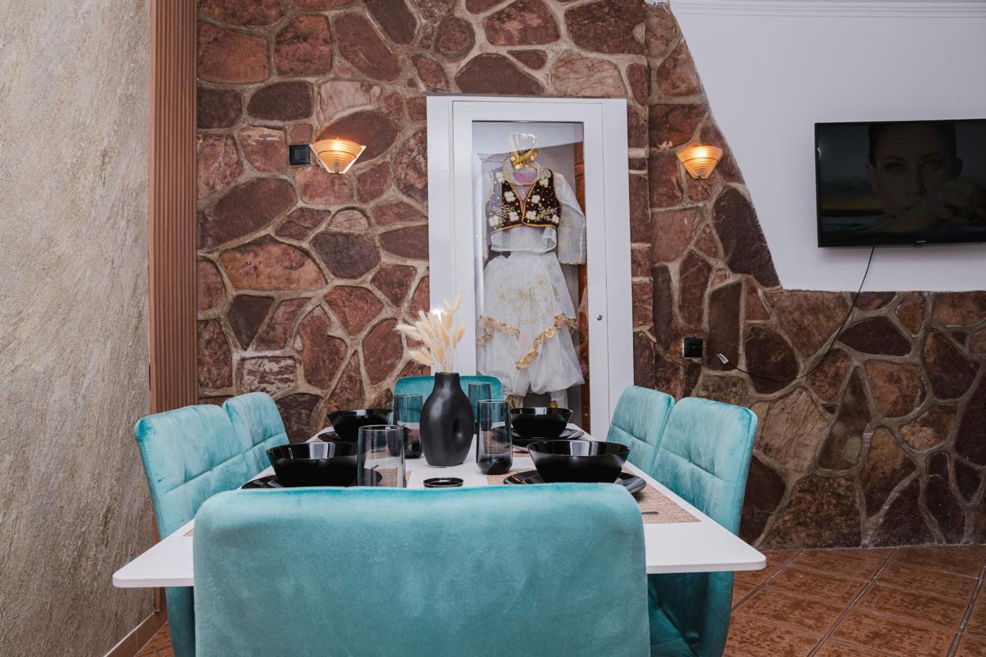 Via Albania - Myslym Shyri Appartement Tirana