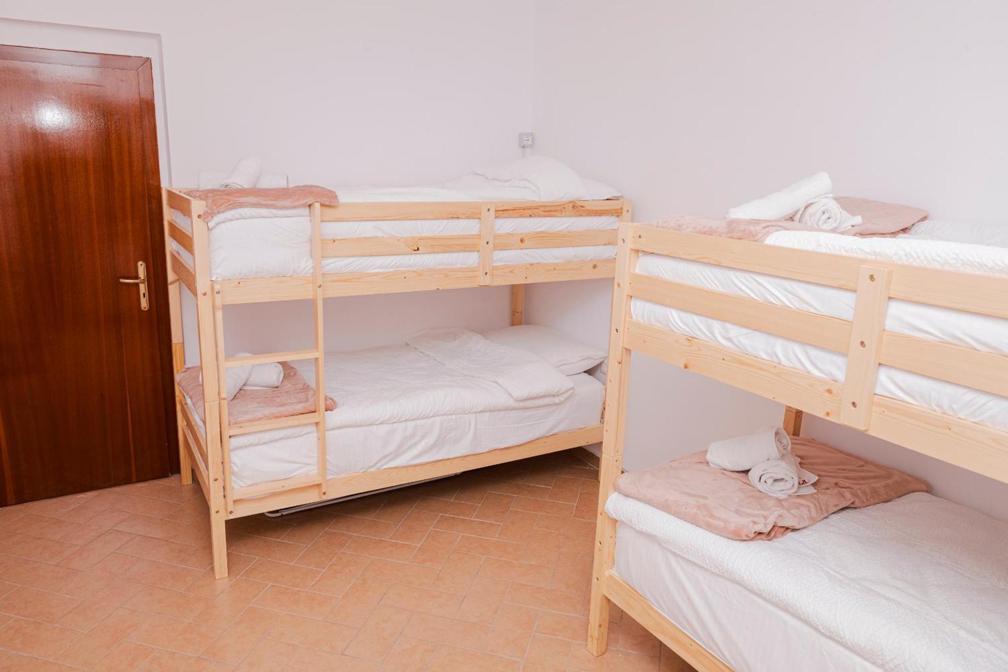 Via Albania - Myslym Shyri 公寓